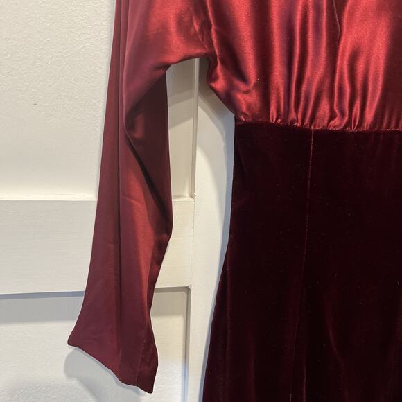 Gillian Velvet And Satin Dark Red Dress Size 8 Open-Back Cocktail Wedding - Picture 4 of 9